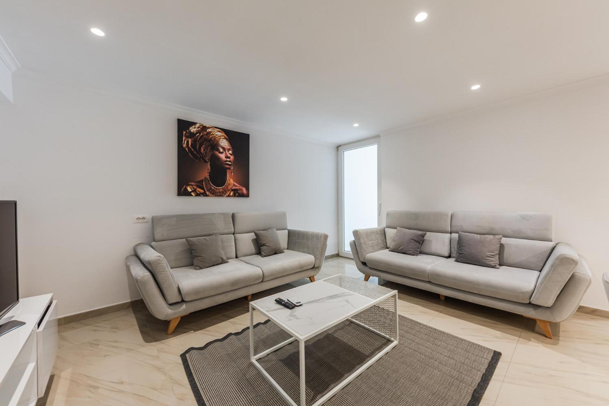 Mumba Apartments By Kondo Stays Tirana Eksteriør billede